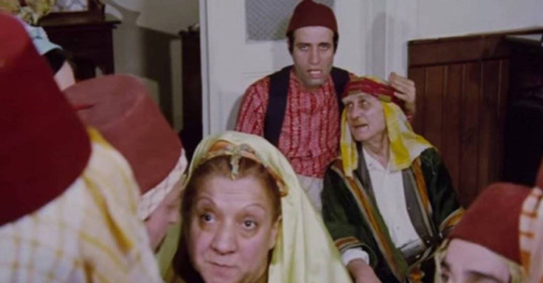 Film çekimlerinde deveden düşerek hayatını kaybetmişti: Kızı da babası kadar ünlüymüş! Binbir Gece dizisinde rol aldı 20